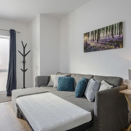 1 Bed Apt Sleeps 4 卢顿 外观 照片